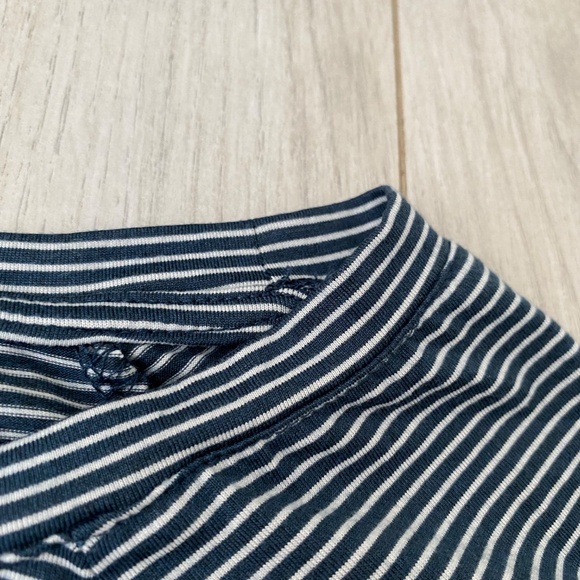 Navy & White Striped Long Sleeve Tunic Tie Front Athleisure Performance Top - Picture 6 of 15